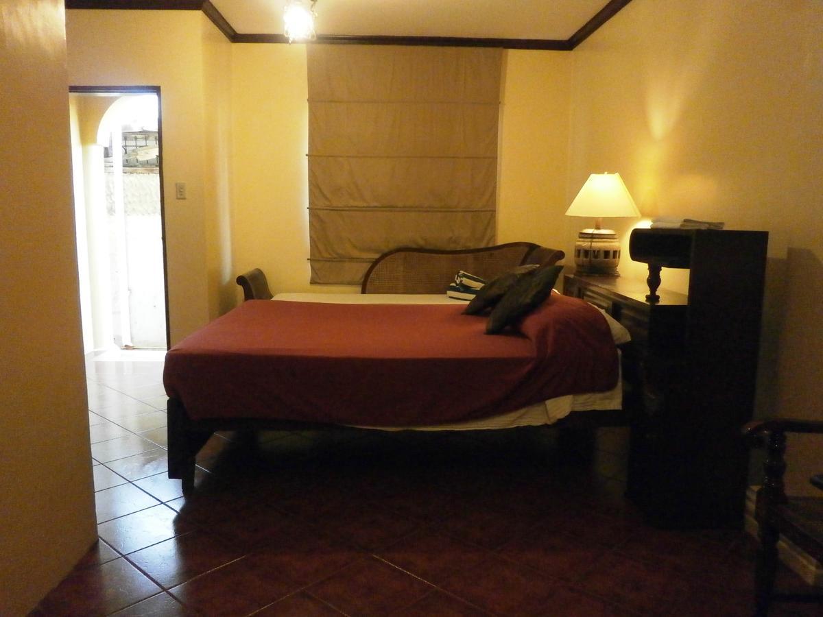 True Home Hotel Balabag  Rum bild